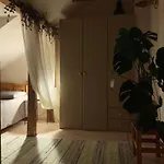 아파트 Hygge - Bright Cottage-style With Terrace & Free Weekend Parking 타르투