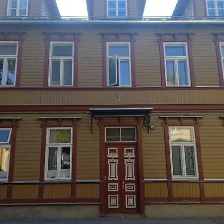Hygge - Bright Cottage-style With Terrace & Free Weekend Parking Ταρτού