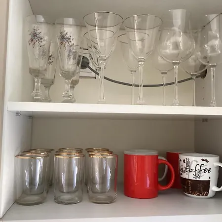 Apartment Hygge With Terrace - Cottage-style With Free Parking Friday 7 Pm - Monday 8 Am