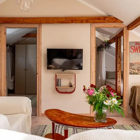Διαμέρισμα Hygge - Bright Cottage-style With Terrace & Free Weekend Parking *