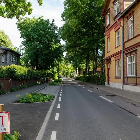 Hygge - Bright Cottage-style With Terrace & Free Weekend Parking Ταρτού