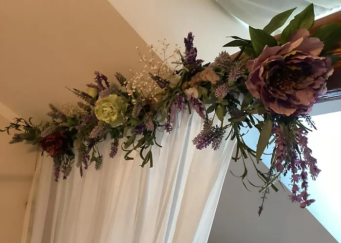 Apartment Hygge - Bright Cottage-style With Terrace & Free Weekend Parking *